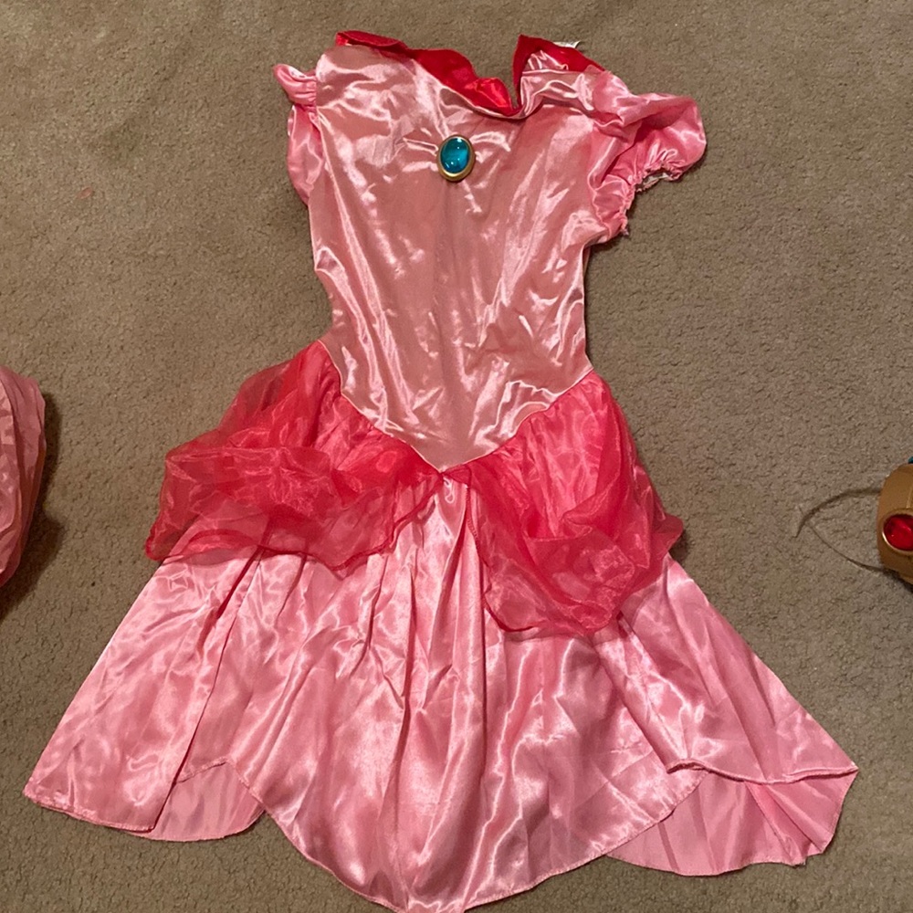 3 piece Princess Peach Costume
